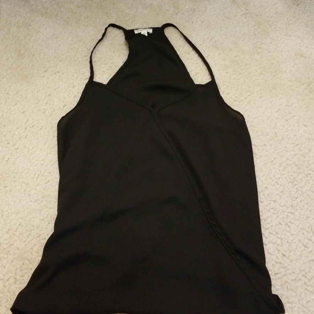 Black tanktop
